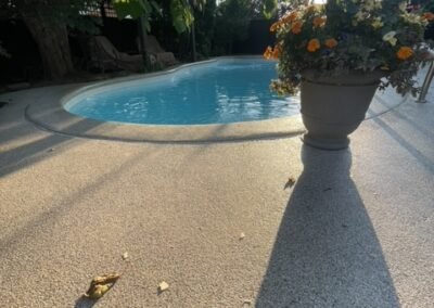 Revêtement de béton extérieur en époxy à Boucherville